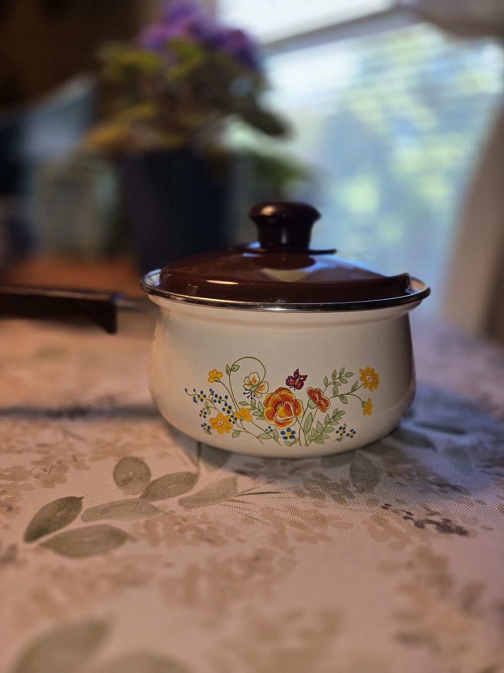 70s Vintage Medium Enamel Saucepan, Brown Lid, Floral Butterly Design